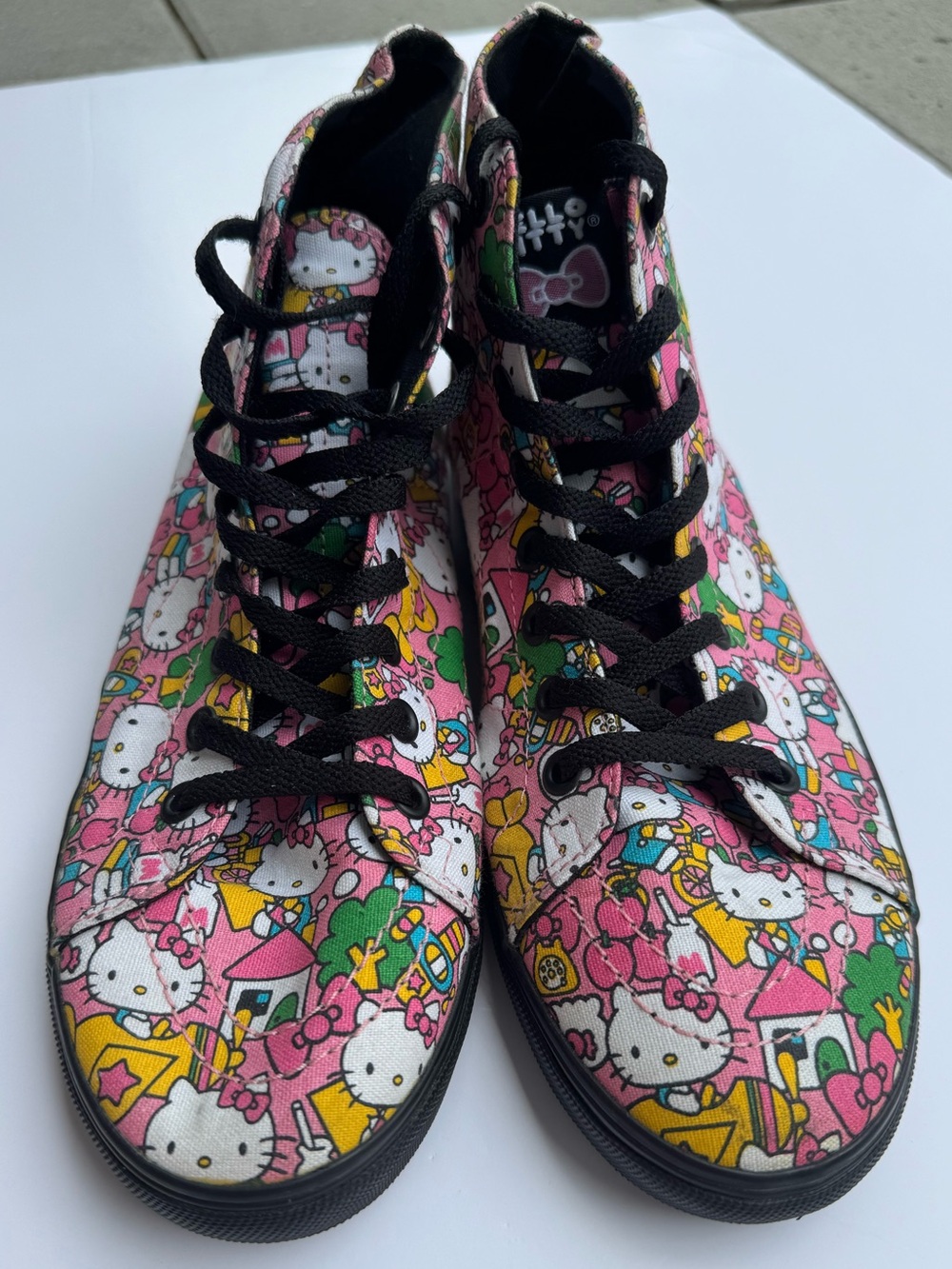 Vans x Hello Kitty Sanrio Pink Canvas High-Tops Women’s 8 / Men’s 6.5
